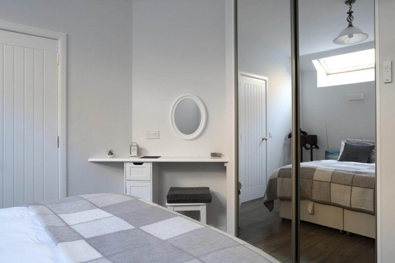 Apartament Quiet Ground Floor Mews Flat And Parking Edynburg Zewnętrze zdjęcie